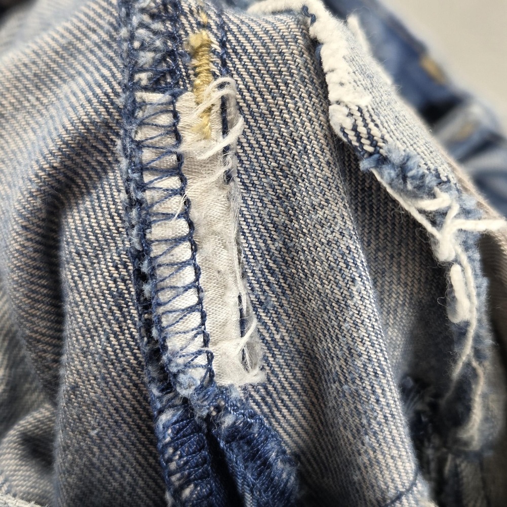 Vintage Levis Engineered Jeans Mens 31x27 Blue Twisted Button Fly Thrashed - Picture 10 of 16